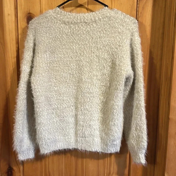 Eyelash fringe sweater White/Off White color - Picture 3 of 4